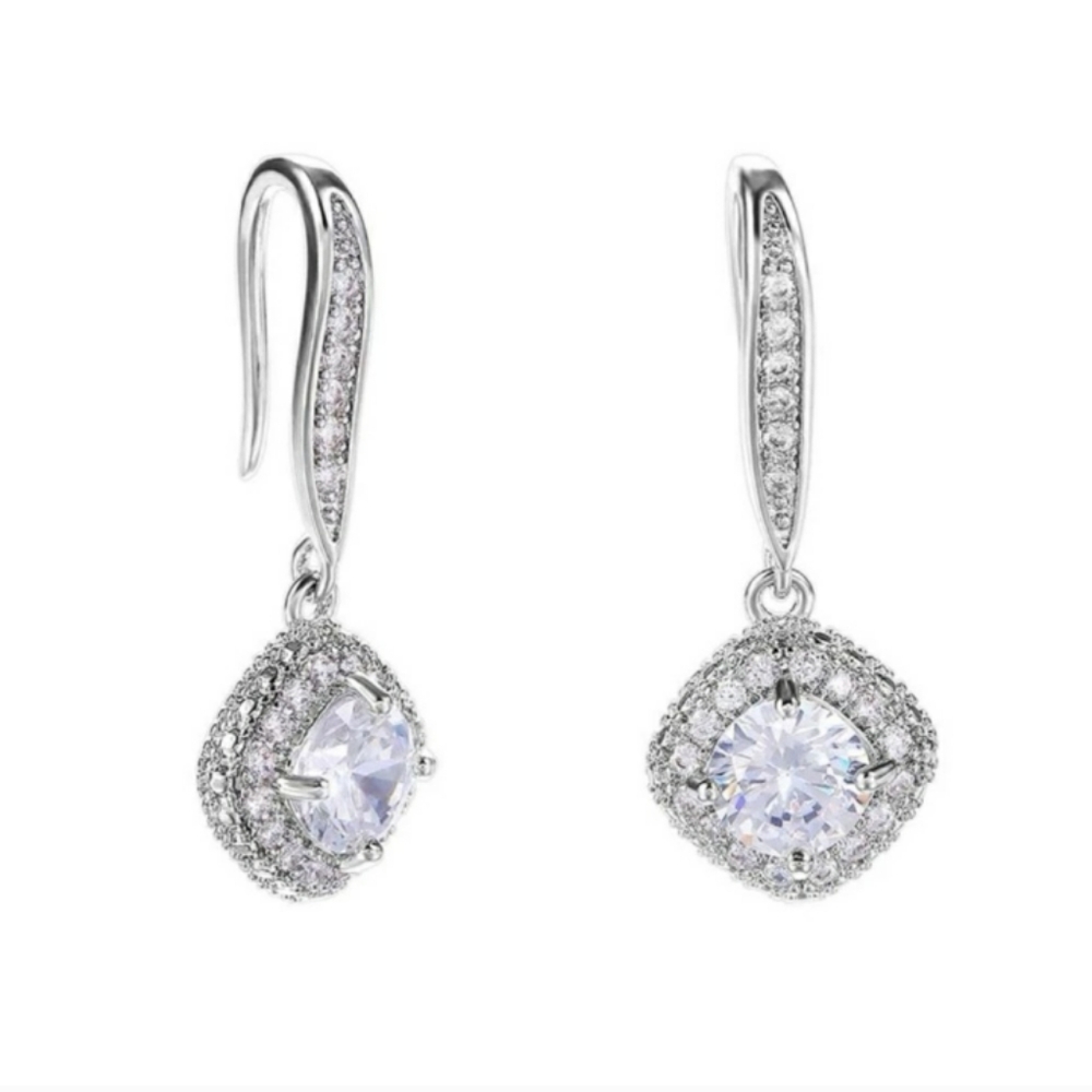 Dangle drop earrings. - Picture 3 of 5